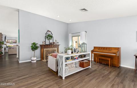2746 E Rock Wren Rd, Phoenix, AZ 85048 photo 4