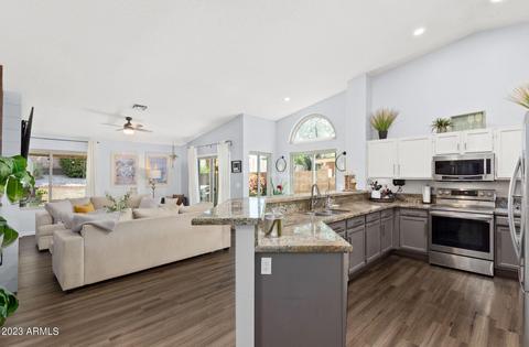 2746 E Rock Wren Rd, Phoenix, AZ 85048 photo 10
