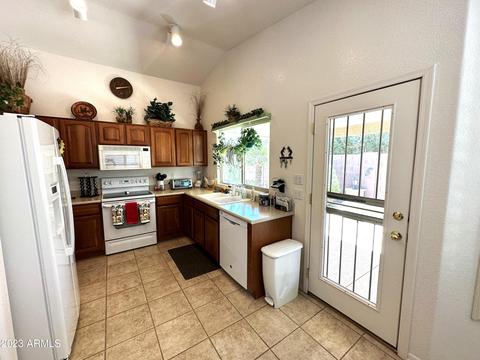 3545 E County Down Dr, Chandler, AZ 85249 photo 7