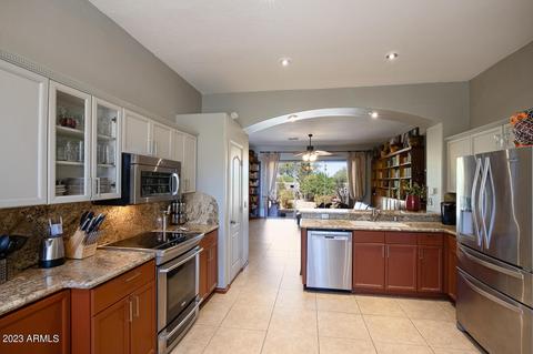 17240 N 6th Ave, Phoenix, AZ 85023
