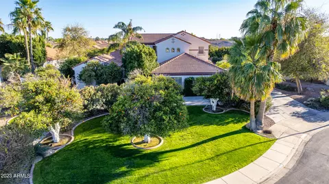 3921 E Fairfield Cir, Mesa, AZ 85205 photo 9