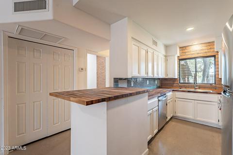 4441 E Hubbell St #38, Phoenix, AZ 85008 photo 4