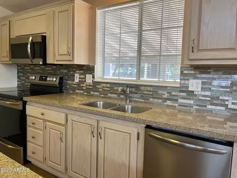 3901 E Pinnacle Peak Rd #89, Phoenix, AZ 85050 photo 3