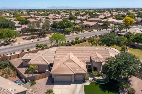 2644 E Colonial Ct, Chandler, AZ 85249