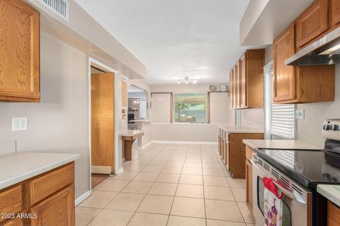 3110 N 46th Pl, Phoenix, AZ 85018 photo 7