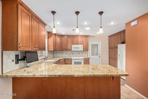 7245 N 23rd Dr, Phoenix, AZ 85021 photo 11
