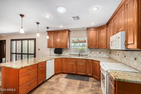 7245 N 23rd Dr, Phoenix, AZ 85021 photo 14