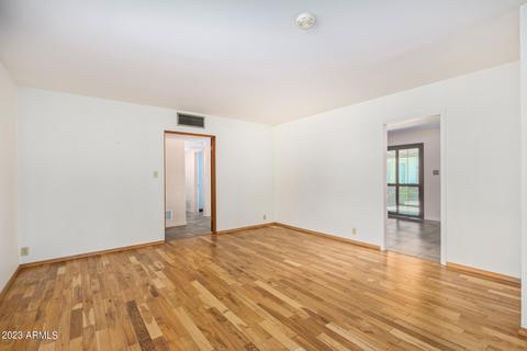 7245 N 23rd Dr, Phoenix, AZ 85021 photo 8