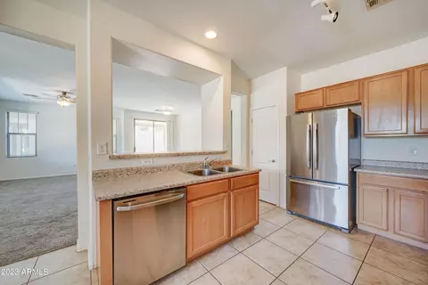 3744 E Waite Ln, Gilbert, AZ 85295 photo 9