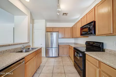 3744 E Waite Ln, Gilbert, AZ 85295 photo 8