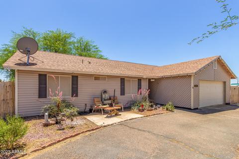 1057 W Manzanita St, Apache Junction, AZ 85120