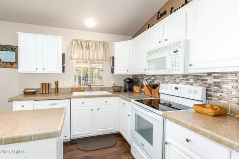 2400 E Baseline Ave #46, Apache Junction, AZ 85119 photo 5