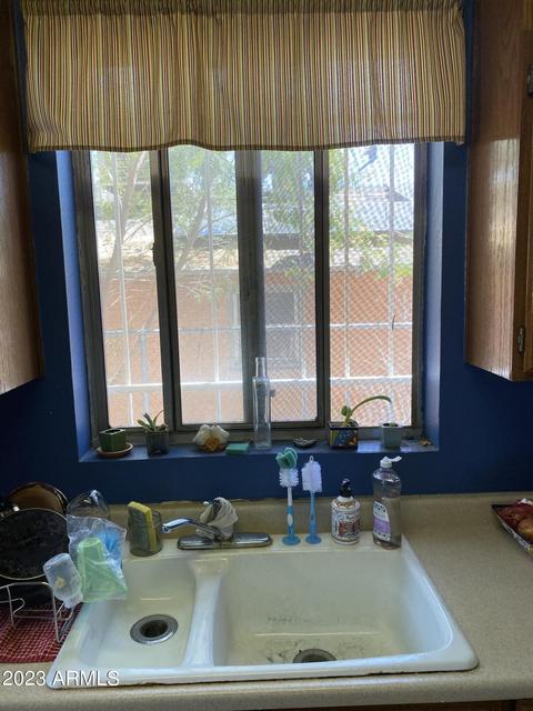 2134 W Monroe St, Phoenix, AZ 85009 photo 4