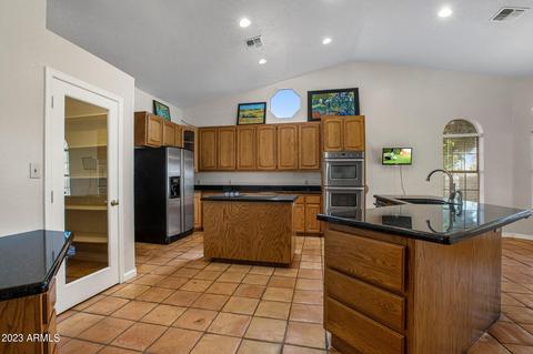 1811 E Washington Ave, Gilbert, AZ 85234 photo 7