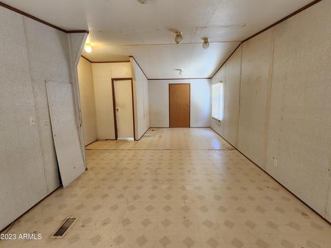 915 S Haskell Ave, Willcox, AZ 85643 photo 11