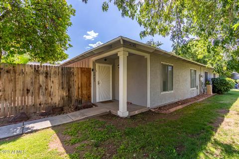 5021 W New World Dr, Glendale, AZ 85302