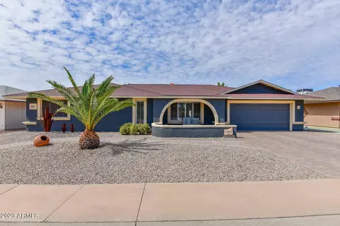 9851 W Emberwood Dr, Sun City, AZ 85351