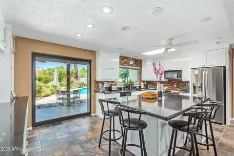 118 Eugie Ave, Phoenix, AZ 85022 photo 14