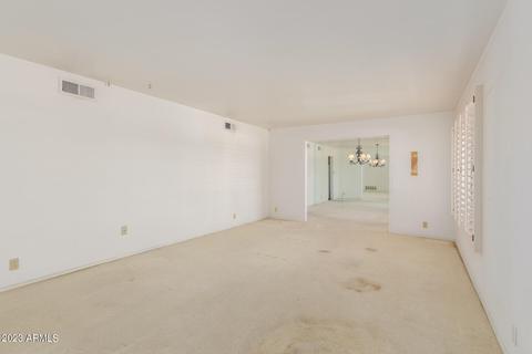 4601 E Mulberry Dr, Phoenix, AZ 85018 photo 3