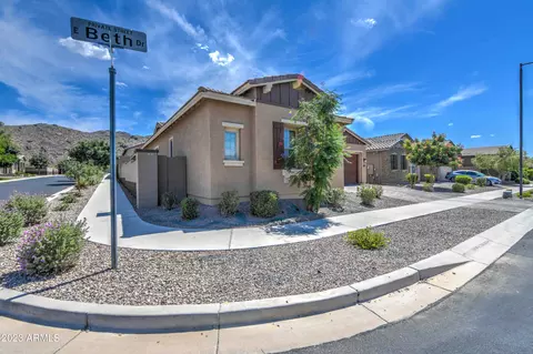 1441 E Beth Dr, Phoenix, AZ 85042