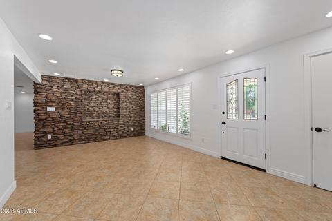 920 W Orangewood Ave, Phoenix, AZ 85021 photo 4