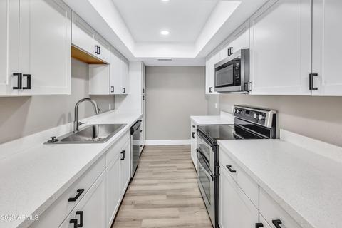 830 E Morningside Dr, Phoenix, AZ 85022