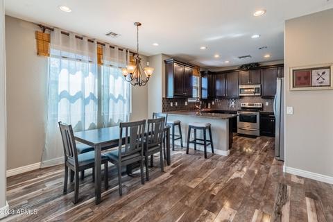 1935 N 77th Dr, Phoenix, AZ 85035