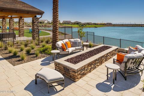 17120 W Fallen Leaf Ln, Surprise, AZ 85387
