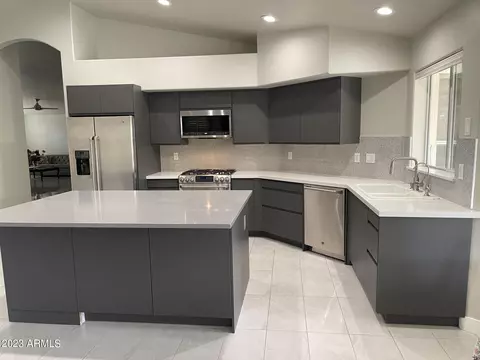 2629 E Mountain View Rd, Phoenix, AZ 85028 photo 11