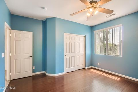 1074 S Roles Dr, Gilbert, AZ 85296 photo 17