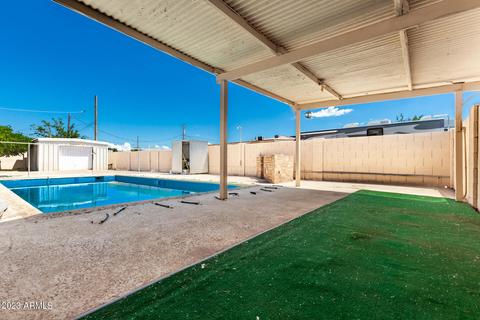 8301 N 28th Dr, Phoenix, AZ 85051