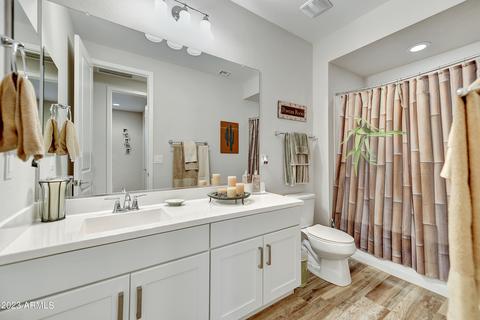 2942 E Sands Dr, Phoenix, AZ 85050 photo 8