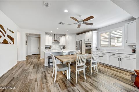 2942 E Sands Dr, Phoenix, AZ 85050 photo 3