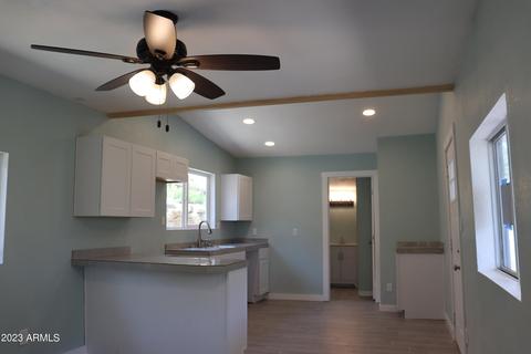 223 E Yuma St, Globe, AZ 85501 photo 4