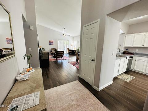4613 E Villa Rita Dr, Phoenix, AZ 85032 photo 2
