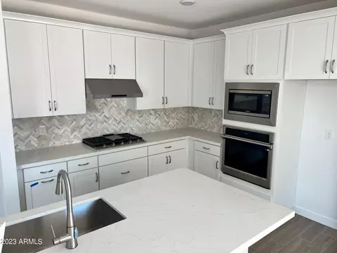 9236 E Smith Ave, Mesa, AZ 85212 photo 4