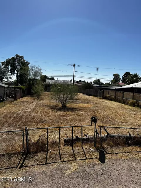 414 N Cameron Ave #8, Casa Grande, AZ 85122