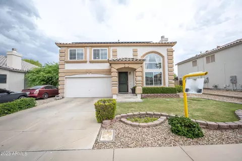 10912 W Vista Ln, Glendale, AZ 85307