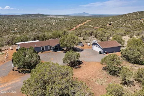1136 W Picacho Dr, Williams, AZ 86046
