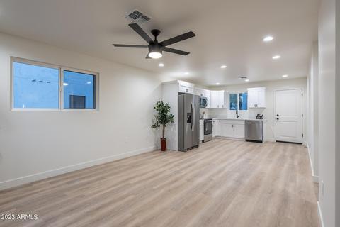1645 E Monroe St, Phoenix, AZ 85034 photo 4