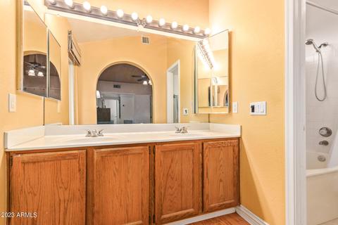 4176 E Cholla Canyon Dr, Phoenix, AZ 85044 photo 7