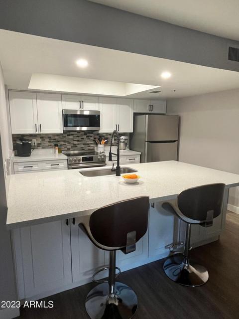 7510 E Thomas Rd #127, Scottsdale, AZ 85251