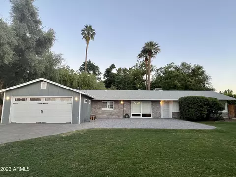 3243 E Clarendon Ave, Phoenix, AZ 85018