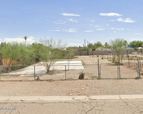 107 E 8th St #11, Eloy, AZ 85131