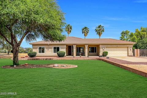3907 S Turquoise Dr, Buckeye, AZ 85326