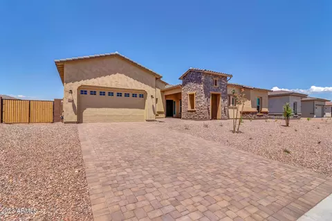3822 W Running Deer Trl, Phoenix, AZ 85083