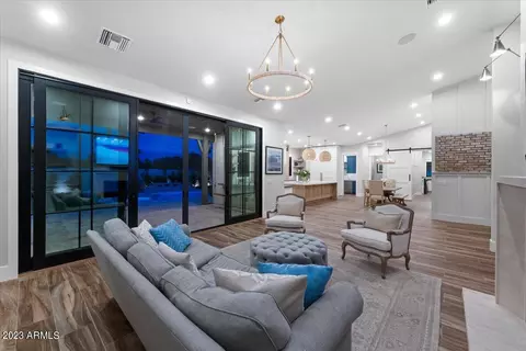3313 E Colter St, Phoenix, AZ 85018 photo 7