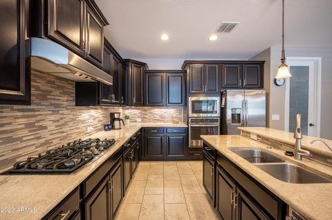 41110 N Eliana Dr, San Tan Valley, AZ 85140