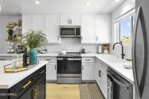 6936 E 4th St #14, Scottsdale, AZ 85251