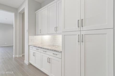 6020 E Lone Cactus Dr, Phoenix, AZ 85054 photo 8